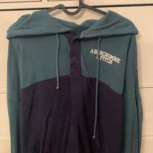 size XL Abercrombie and Fitch pull over
